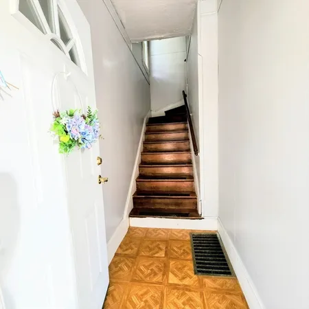 $3,800 | 28 Corona Street, Unit 2, Boston, MA 02124