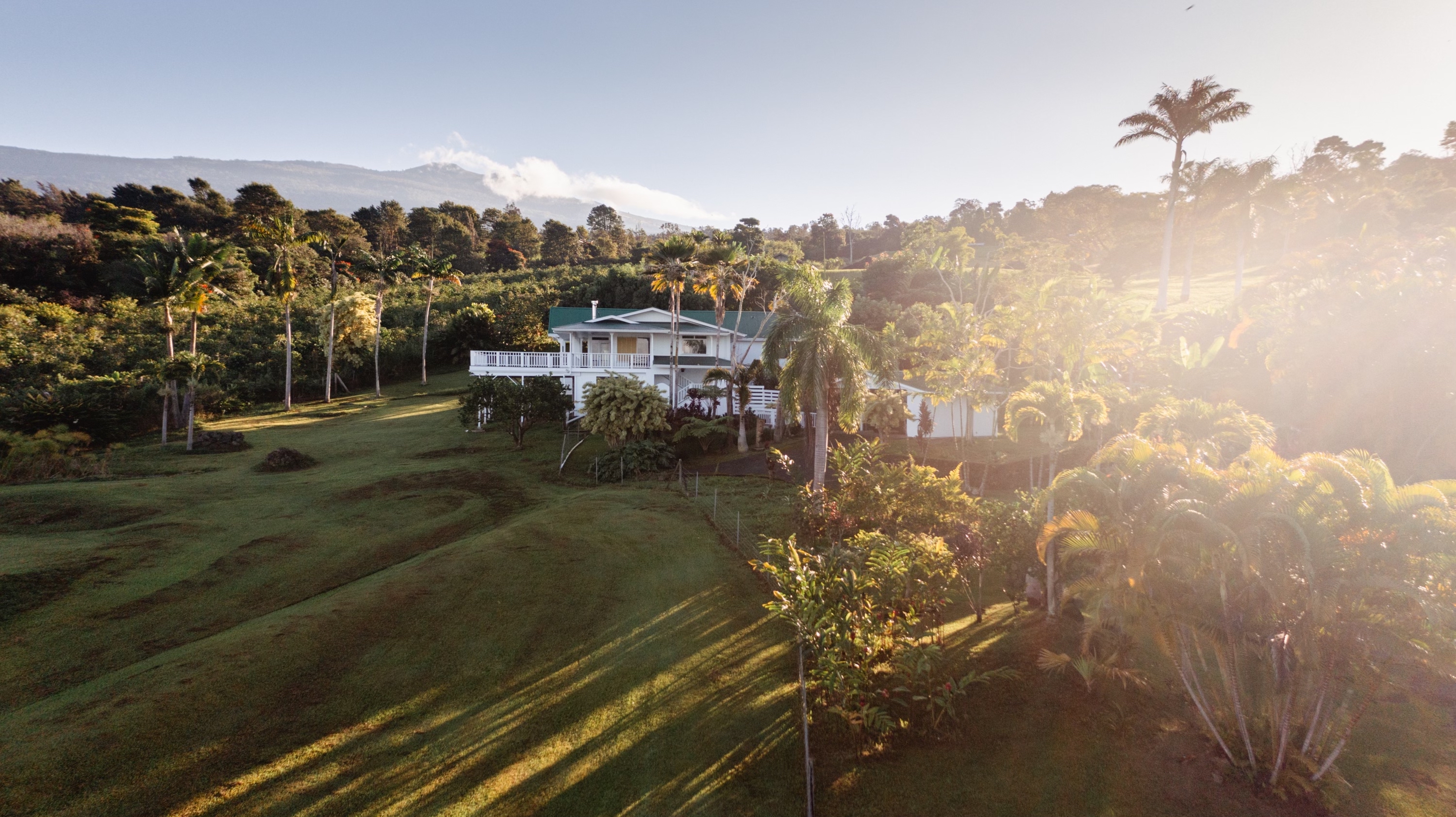 76-5807 Ho'okahi Road, Unit 1 Holualoa, HI 96725 - Photo 1 of 24 a view of a city