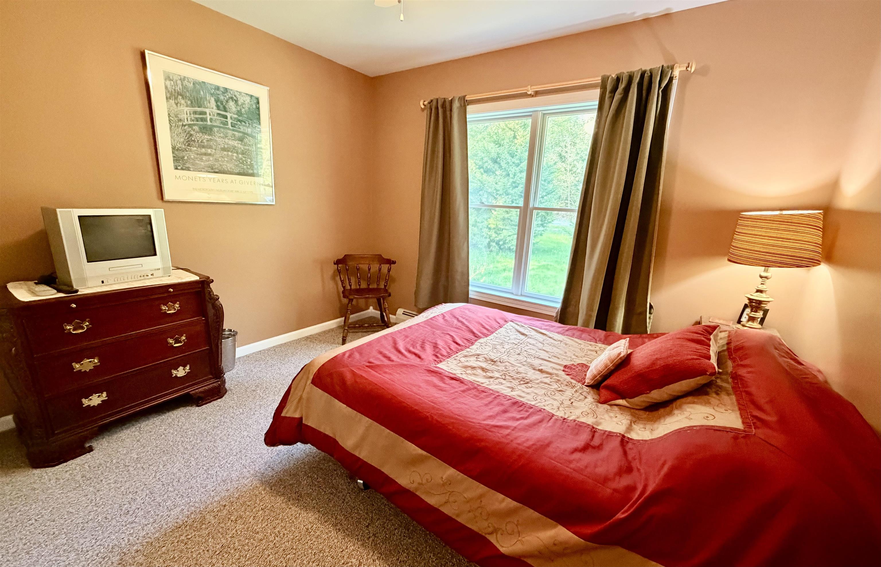 52 Ruth Way Wilmington, VT 05363 - Photo 23 of 59