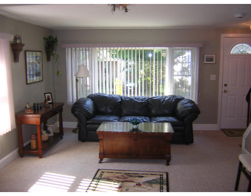 74 Albatross Road Quincy, MA 02169 - Photo 3 of 11 Gallery Image 3