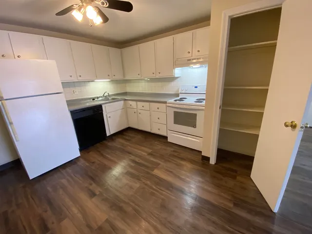 $2,074 | 29 Capron Road, Unit 22, Milford, NH 03055