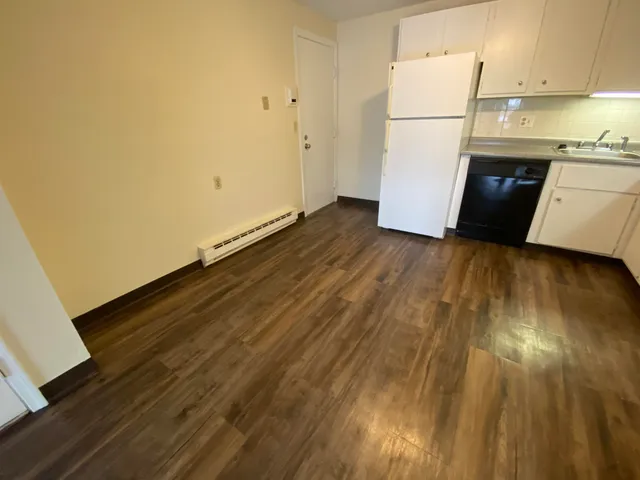 $2,074 | 29 Capron Road, Unit 22, Milford, NH 03055