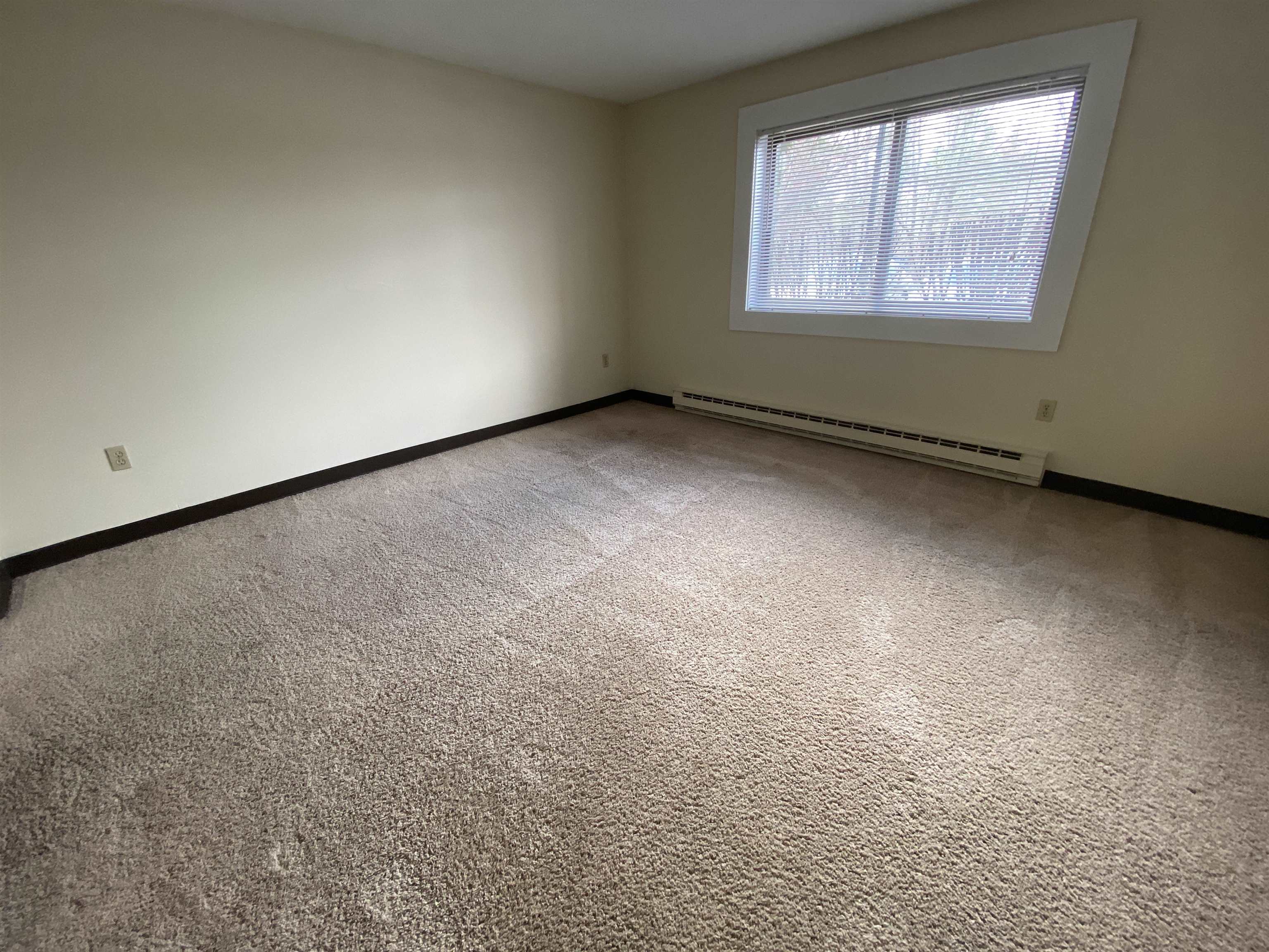 29 Capron Road, Unit 22 Milford, NH 03055 - Photo 16 of 39