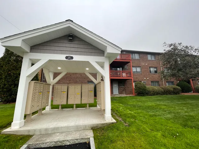 $2,074 | 29 Capron Road, Unit 22, Milford, NH 03055