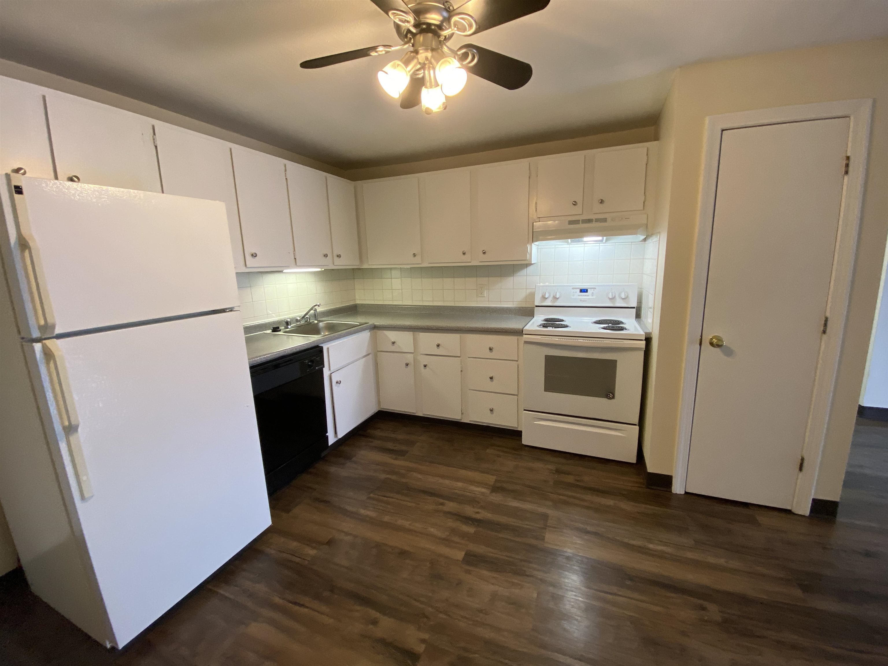 29 Capron Road, Unit 22 Milford, NH 03055 - Photo 10 of 39