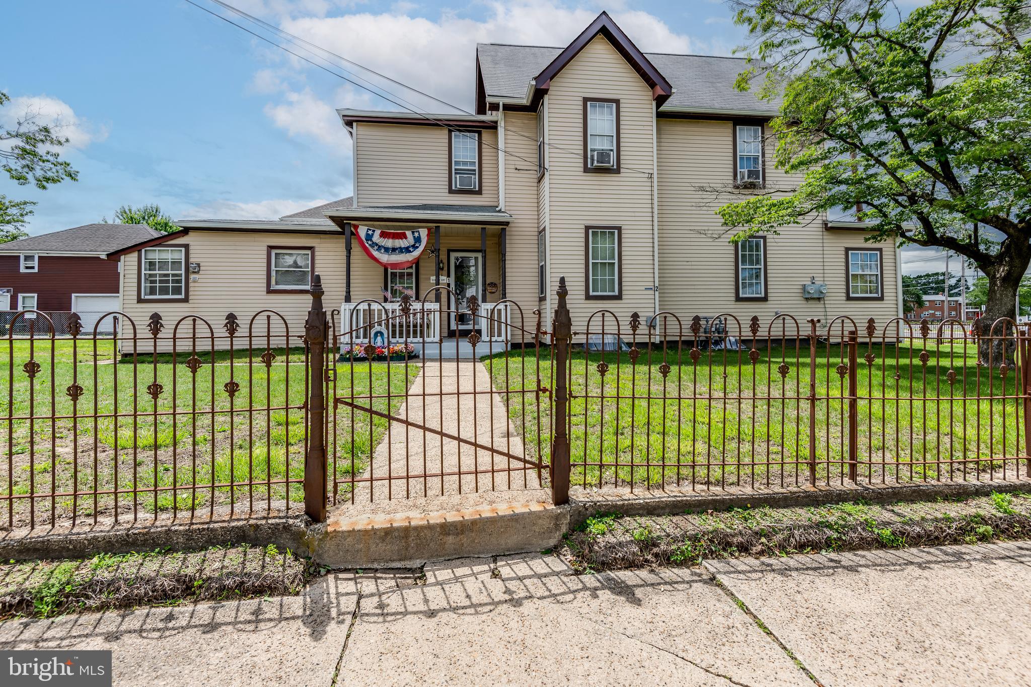 300 New Jersey Avenue Riverside, NJ 08075 - Photo 1 of 52 Main Entrance to house