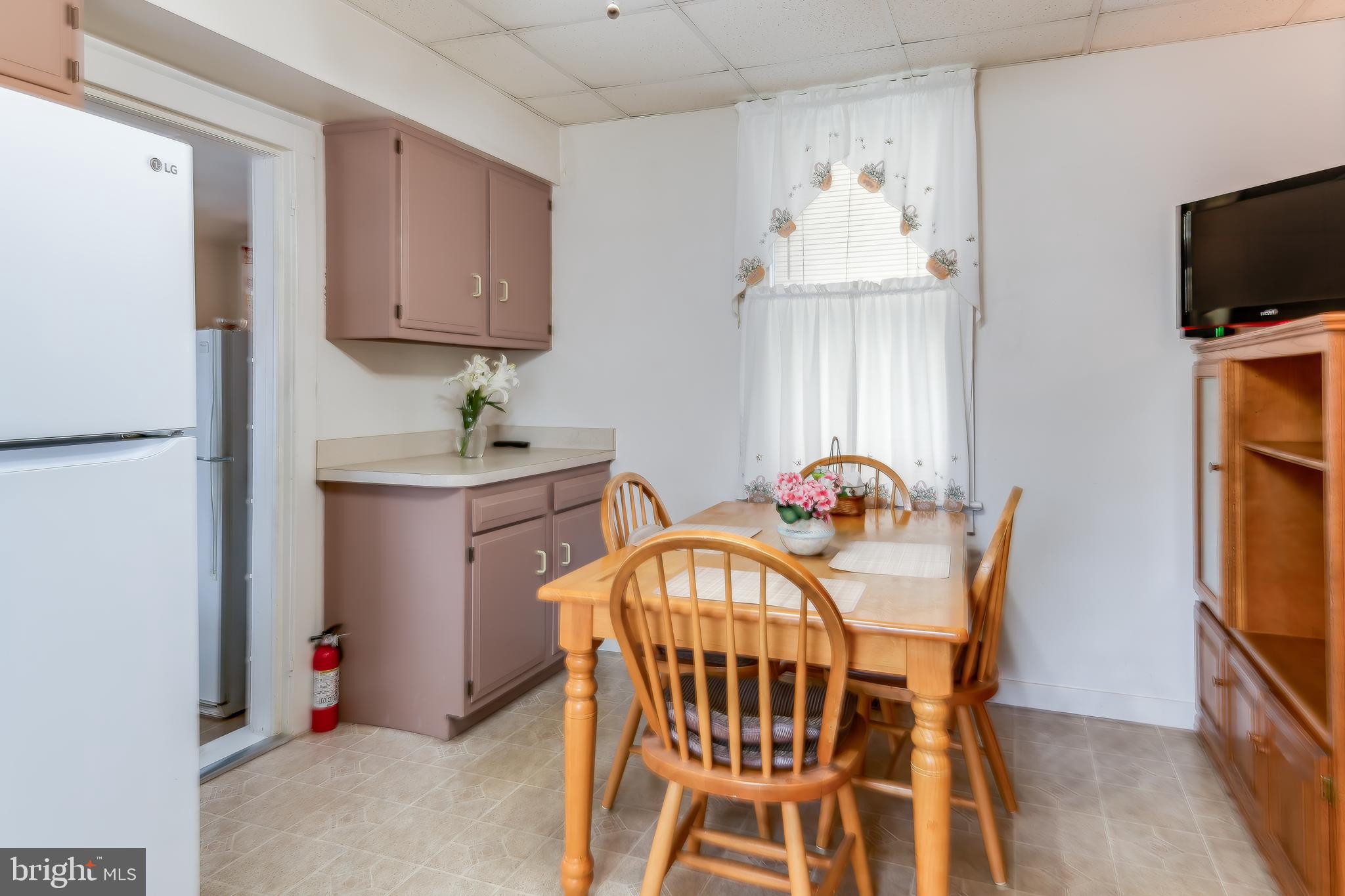 300 New Jersey Avenue Riverside, NJ 08075 - Photo 9 of 52 Dining area in kitchen