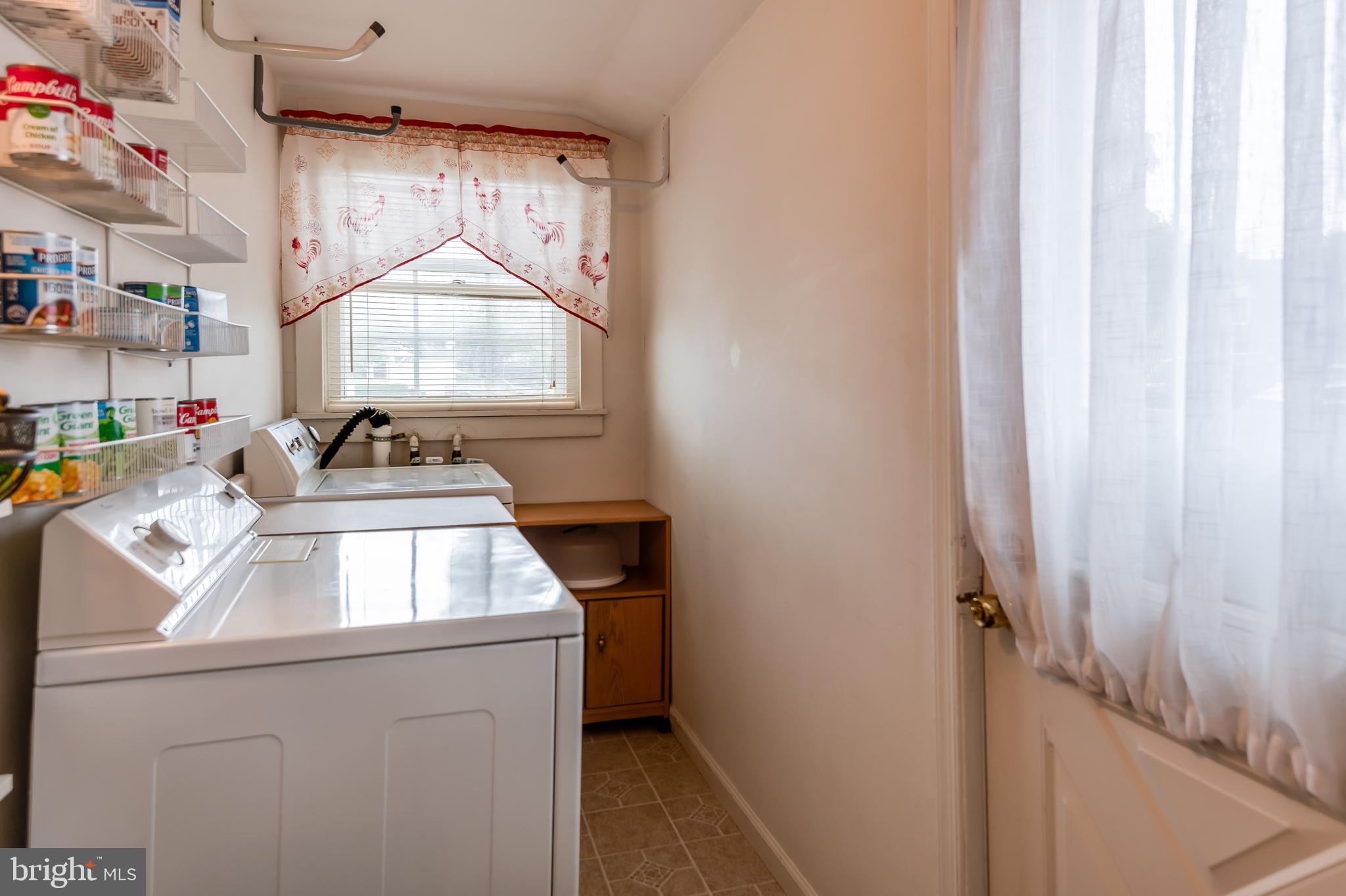300 New Jersey Avenue Riverside, NJ 08075 - Photo 10 of 52 Laundrey area