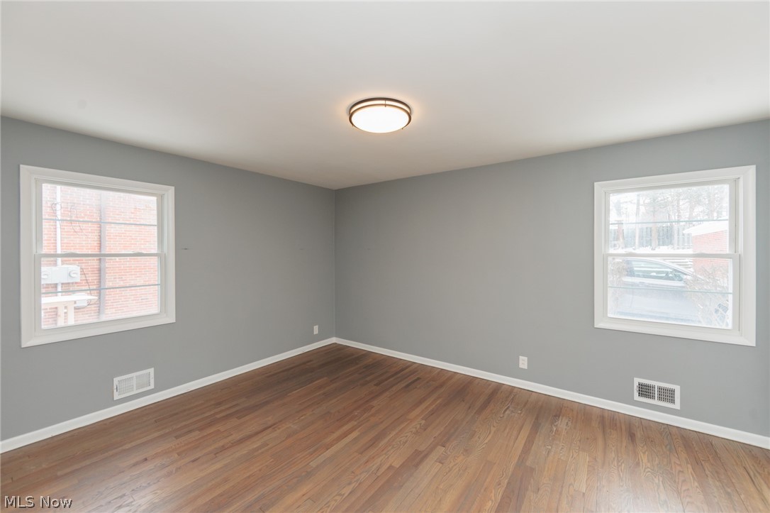 2539 Warrensville Center Road, Unit DOWN Cleveland, OH 44118 - Photo 37 of 43