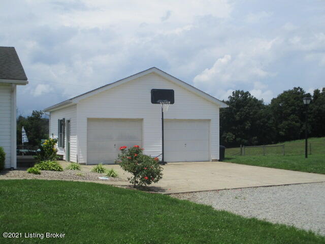 3546 Holy Cross Road Loretto, KY 40037 - Photo 3 of 17 IMG_0954