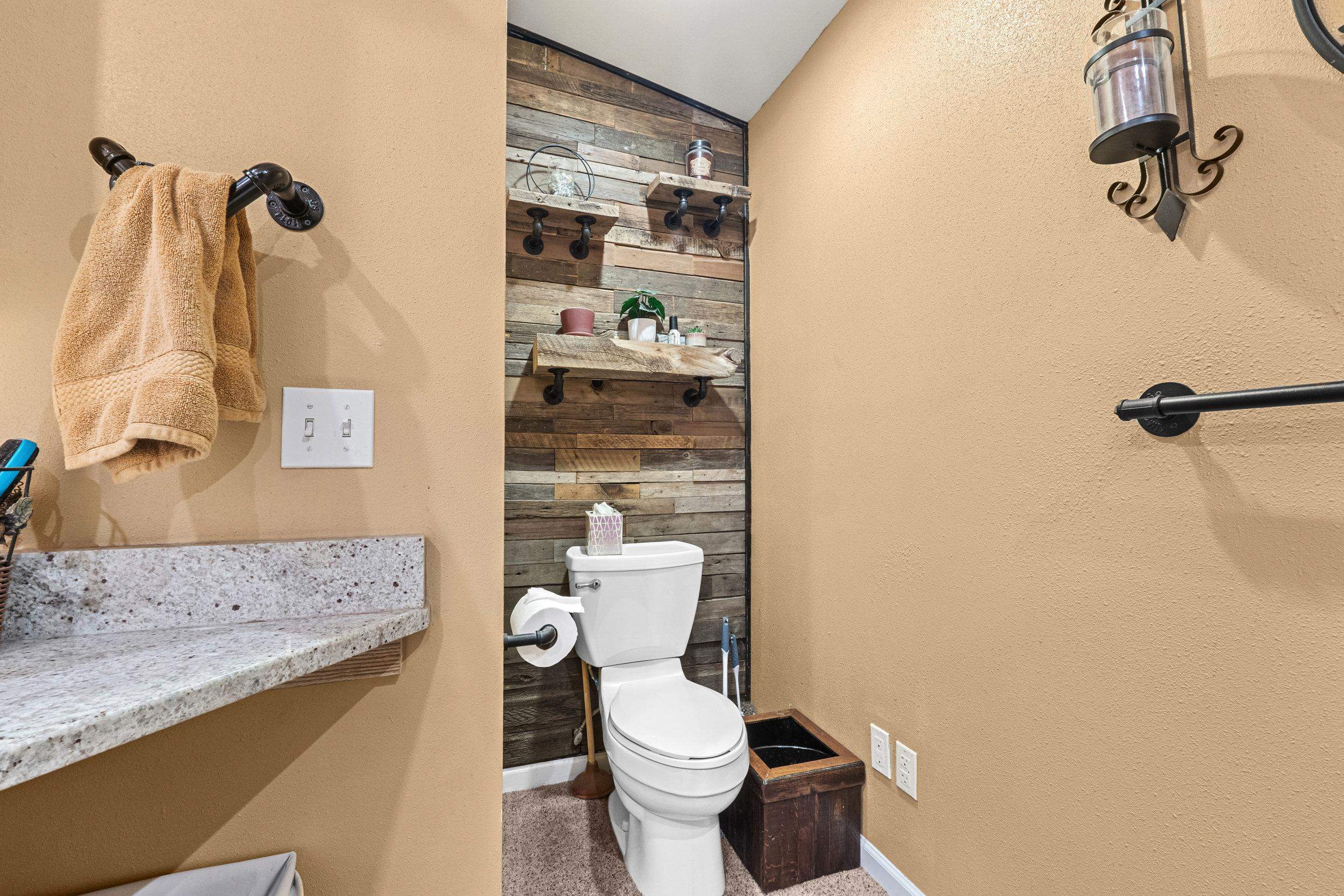 1344 Pine Crest Way Kettle Falls, WA 99141 - Photo 18 of 46