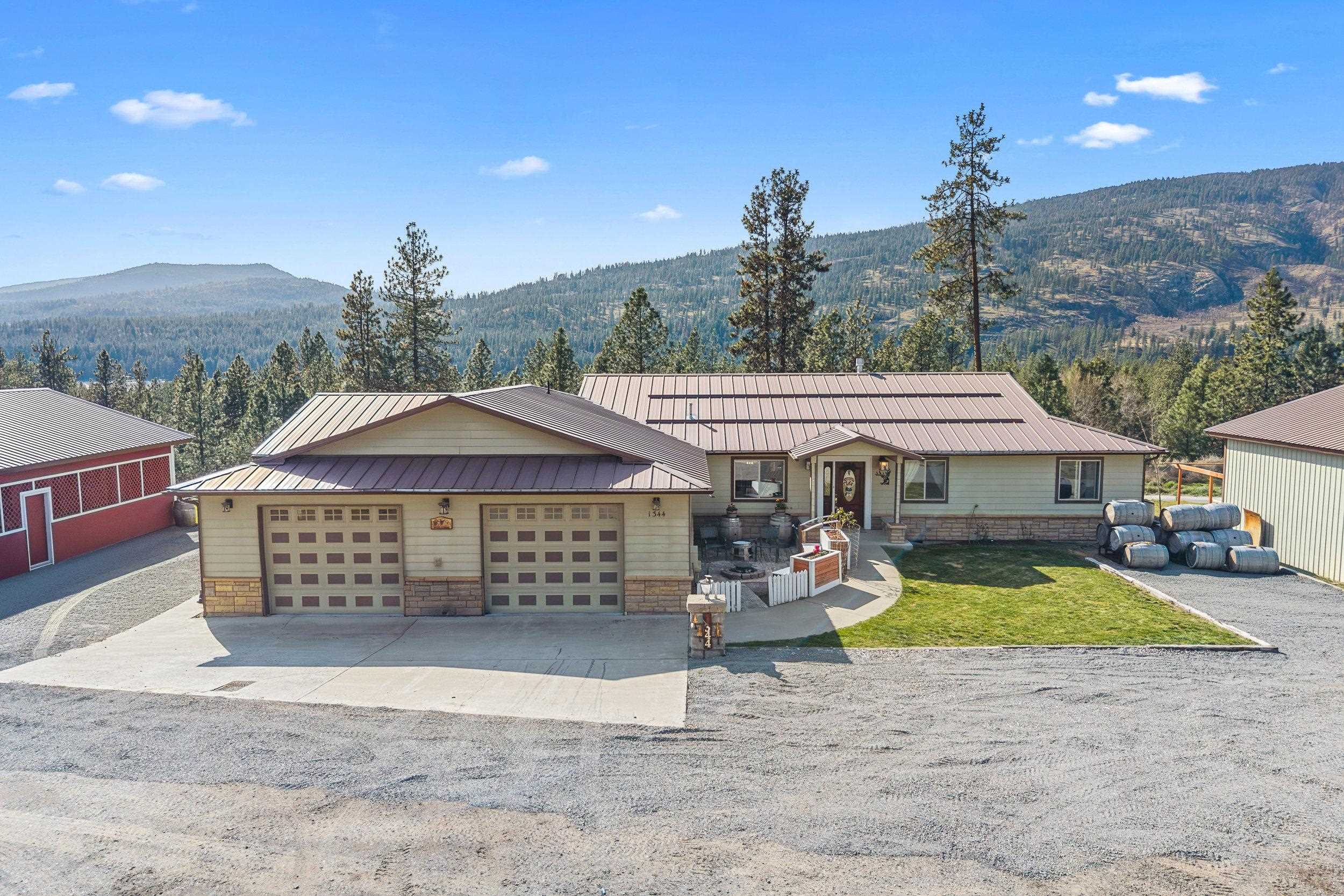1344 Pine Crest Way Kettle Falls, WA 99141 - Photo 2 of 46