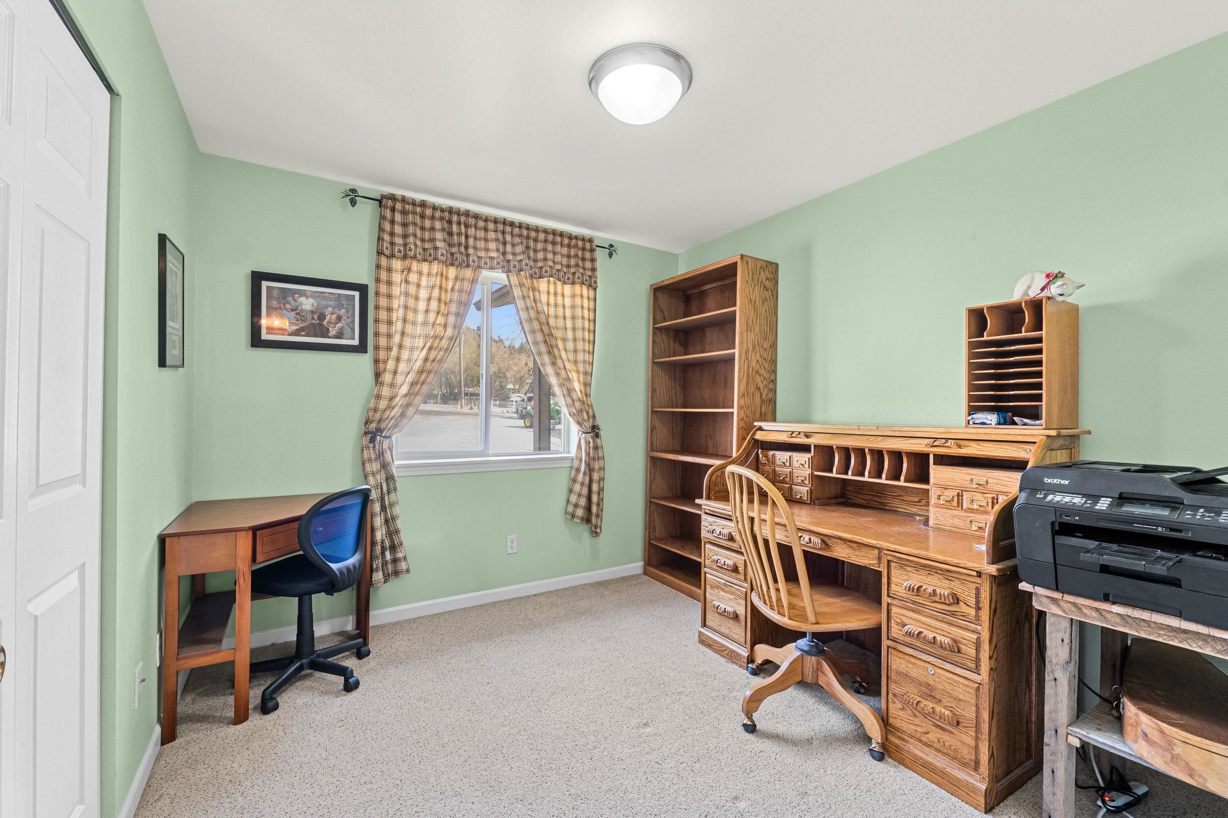 1344 Pine Crest Way Kettle Falls, WA 99141 - Photo 22 of 46