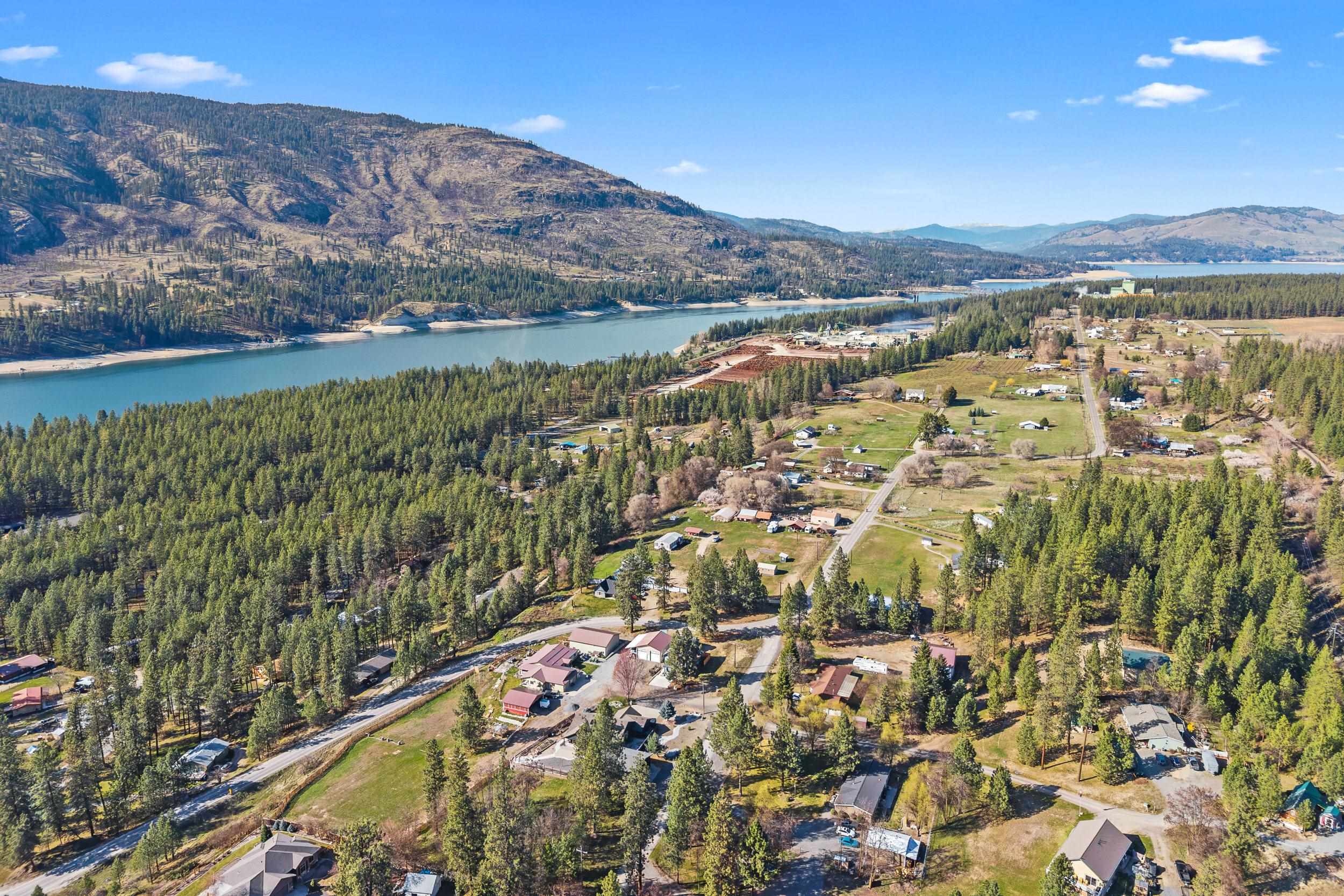 1344 Pine Crest Way Kettle Falls, WA 99141 - Photo 45 of 46