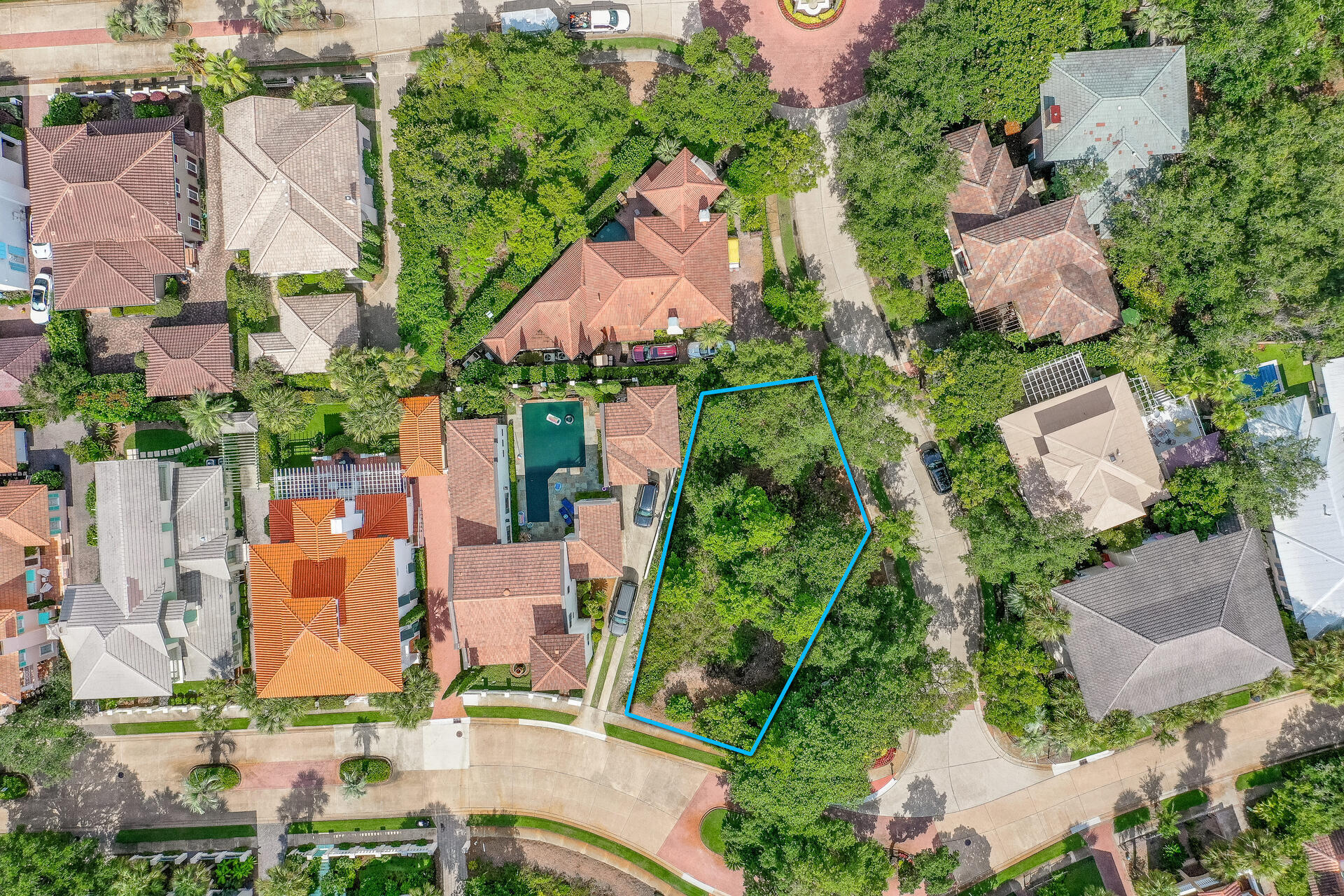 160 Rue Caribe Miramar Beach, FL 32550 - Photo 2 of 9 13 Rue Caribe Miramar Beach FL 32550 USA