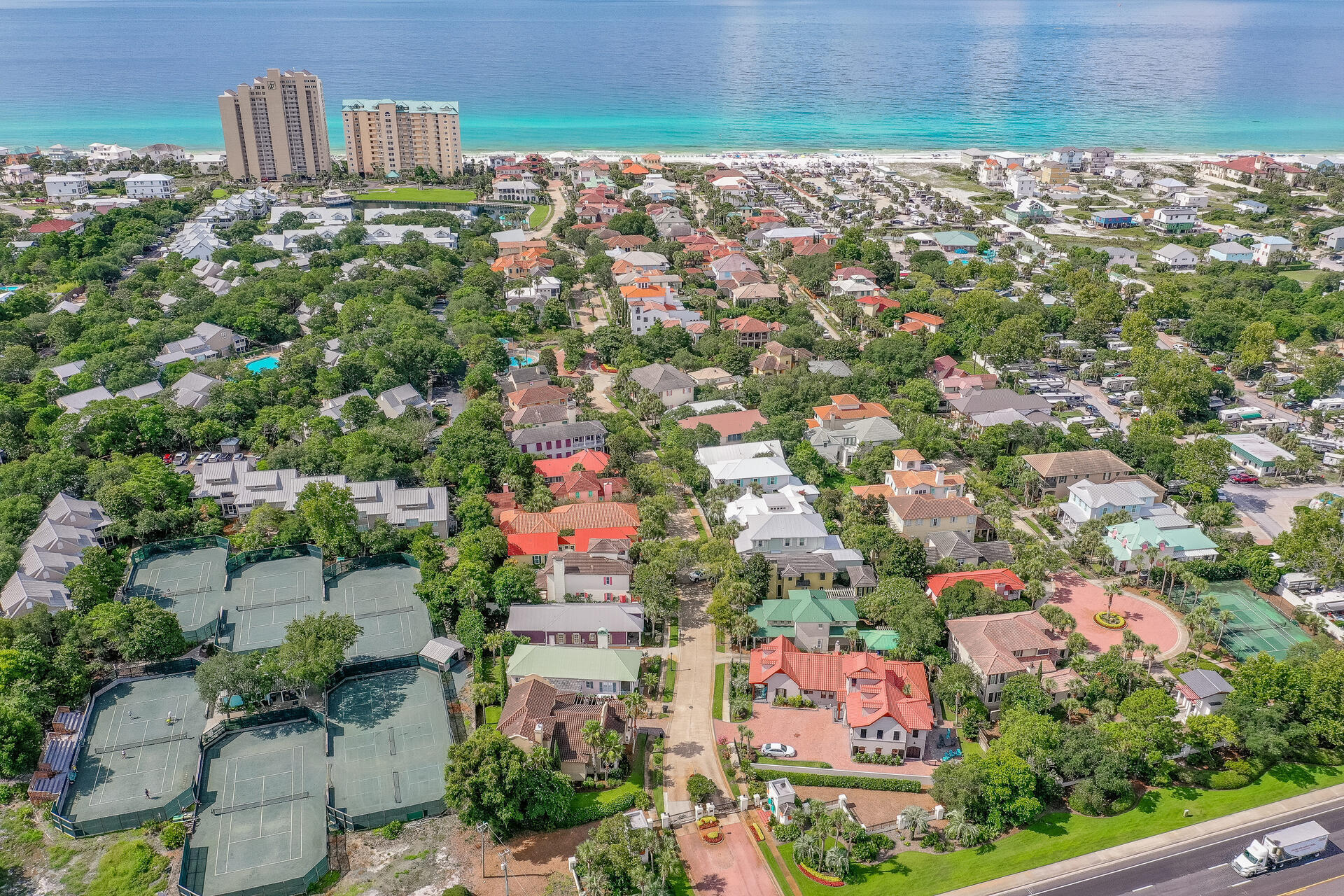 160 Rue Caribe Miramar Beach, FL 32550 - Photo 6 of 9 13 Rue Caribe Miramar Beach FL 32550 USA