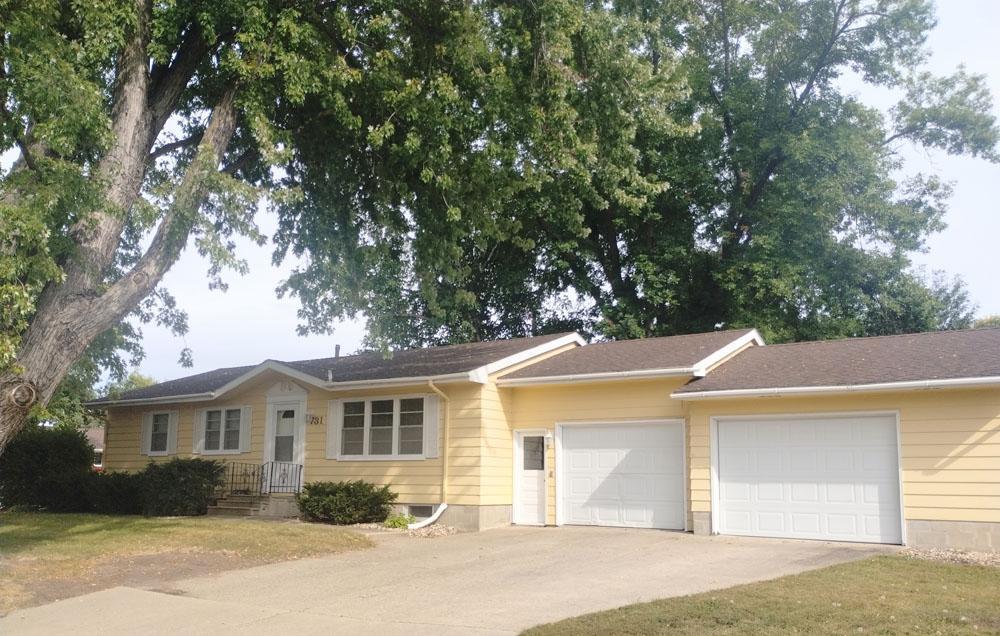 731 3rd Avenue Northeast Sleepy Eye, MN 56085 - Photo 1 of 34