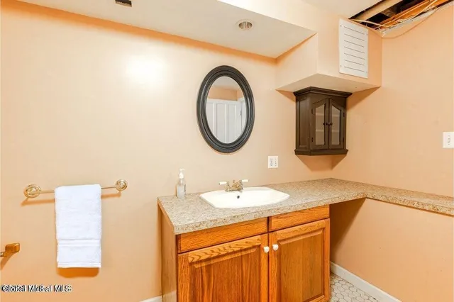 $659,000 | 110 Green Avenue, Castleton-on-Hudson, NY 12033