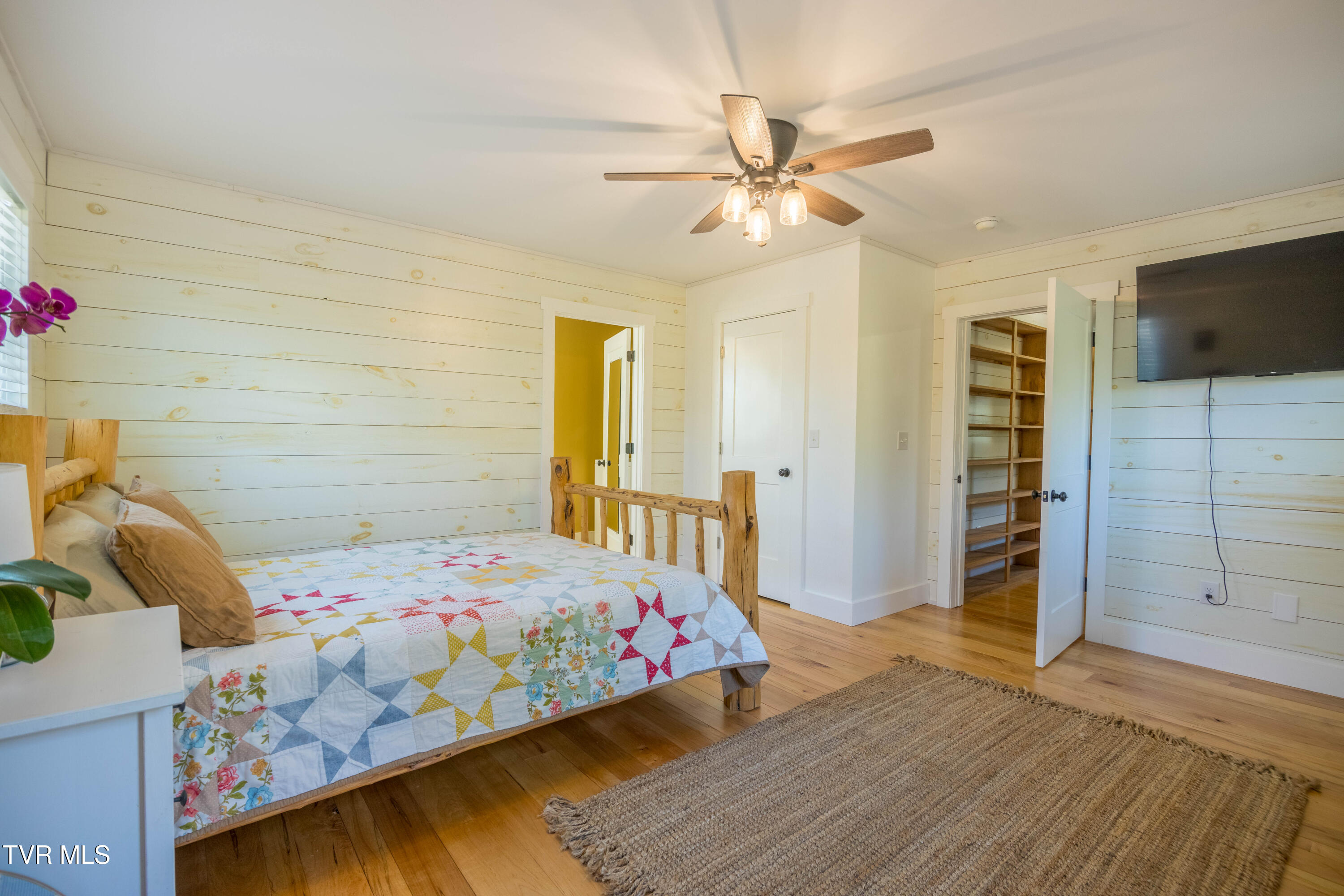 815 South Water Fork Road Greeneville, TN 37743 - Photo 17 of 38 087A9725-HDR