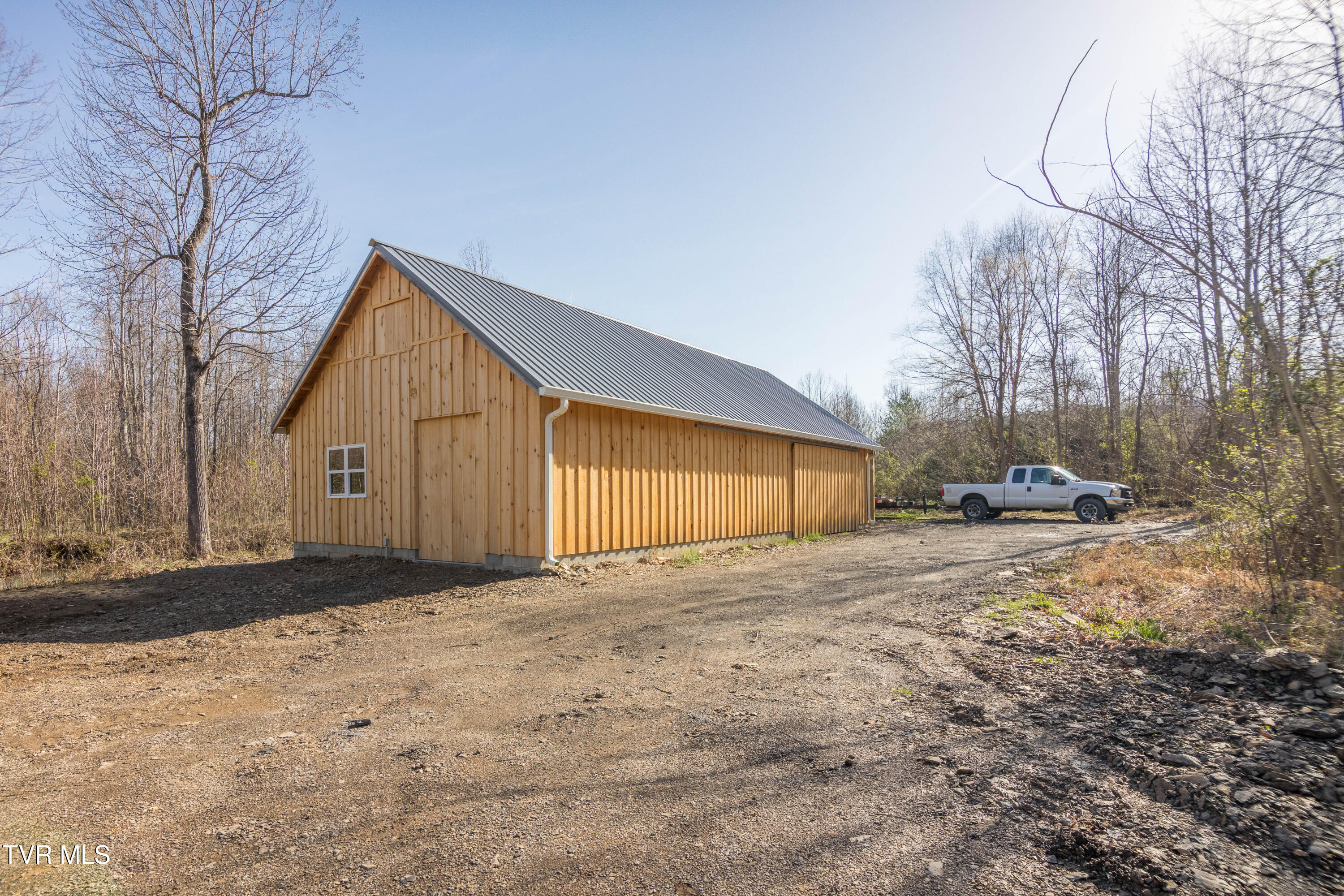 815 South Water Fork Road Greeneville, TN 37743 - Photo 24 of 38 087A9755-HDR