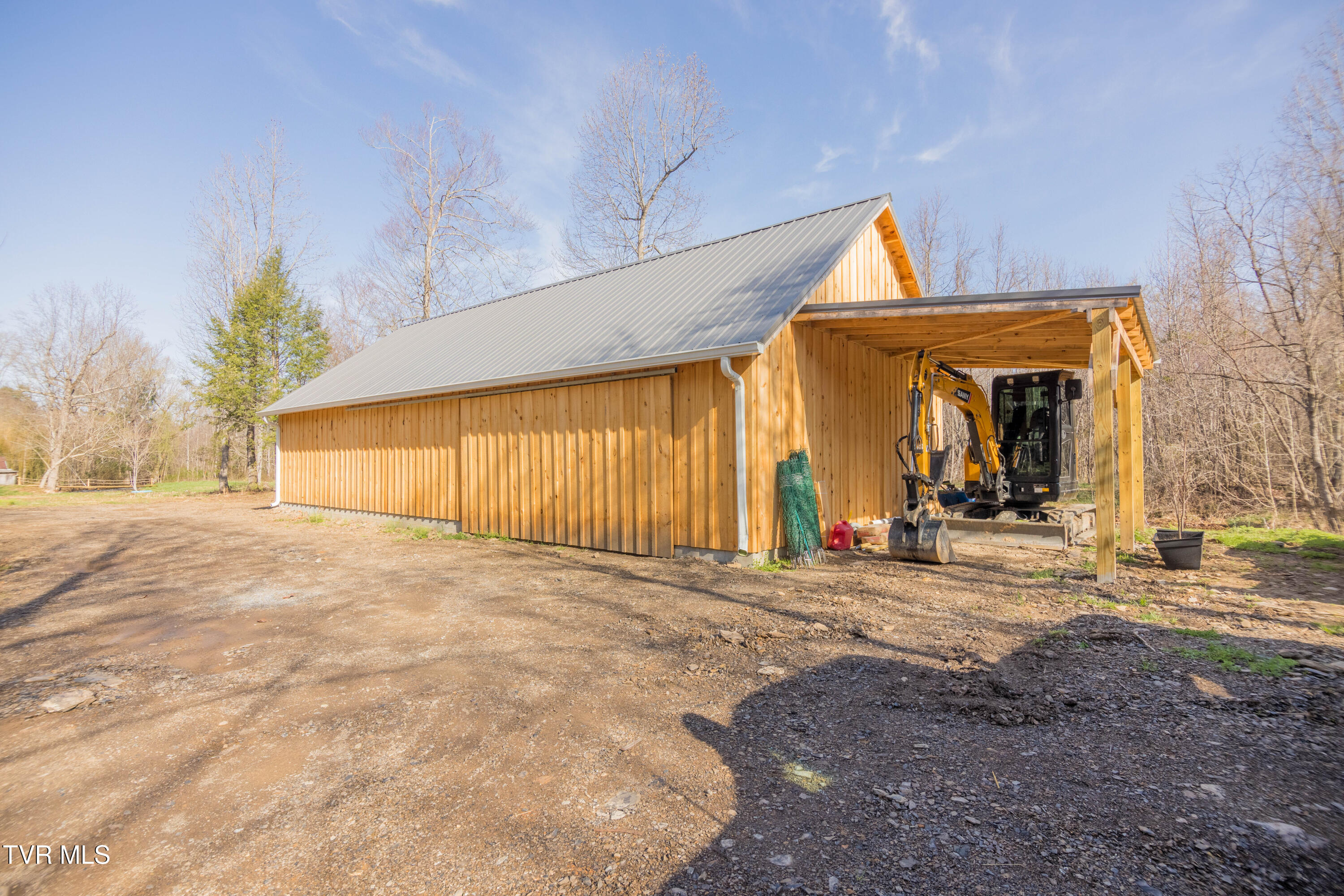 815 South Water Fork Road Greeneville, TN 37743 - Photo 25 of 38 087A9758-HDR