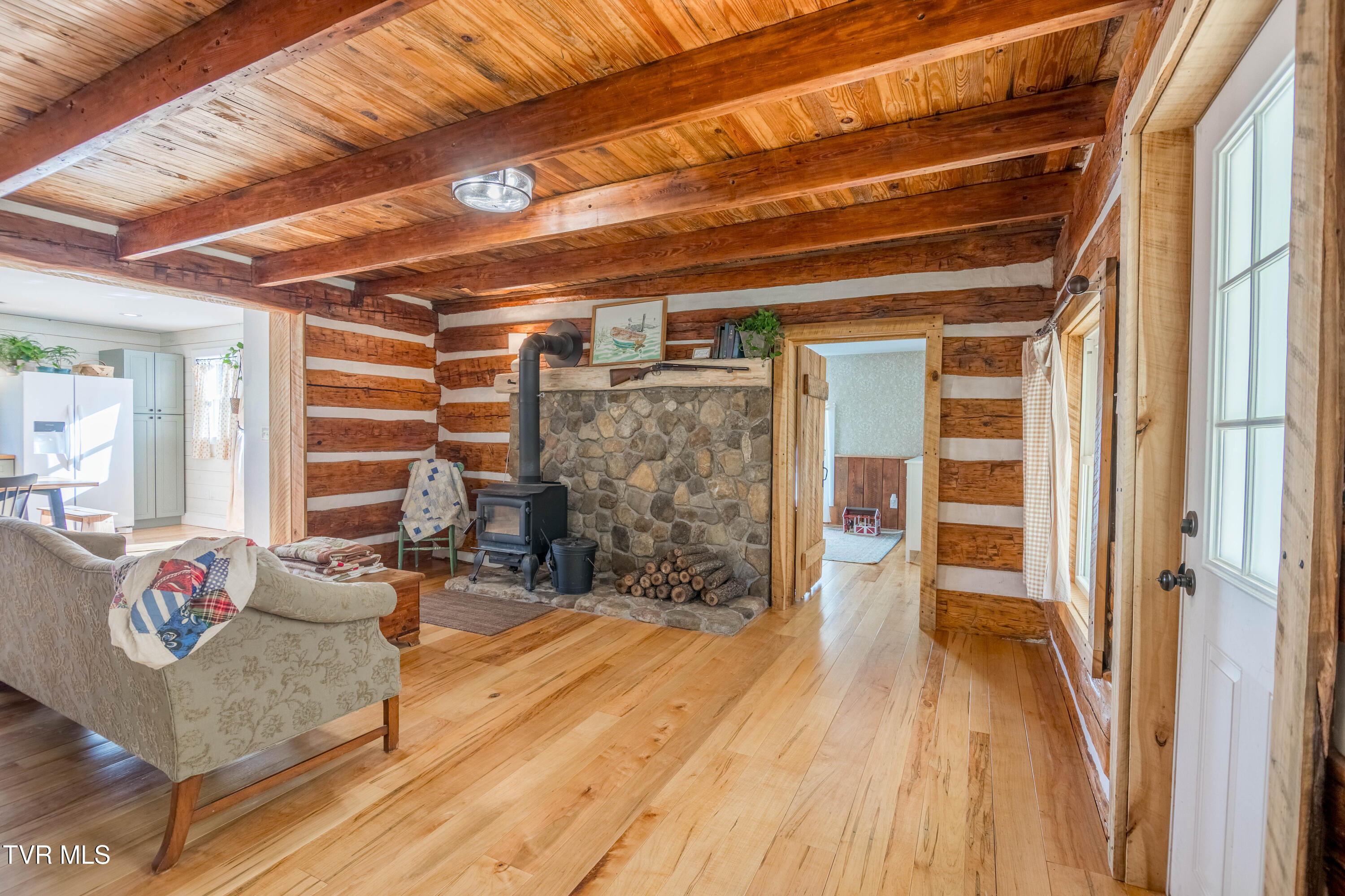 815 South Water Fork Road Greeneville, TN 37743 - Photo 3 of 38 087A9666-HDR