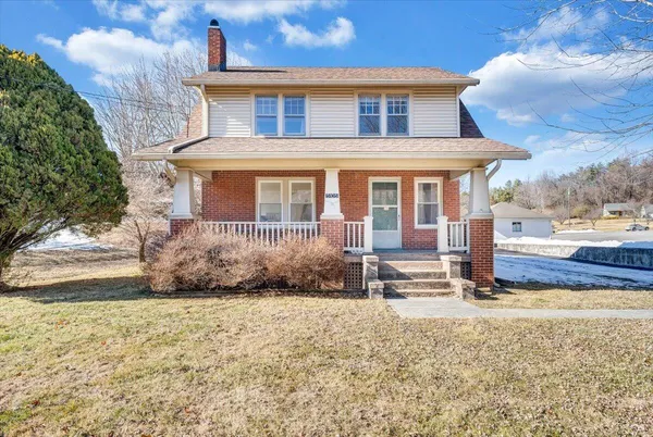 $260,000 | 5105 Lee Highway, Troutville, VA 24175