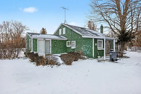 $725,000 | 5940 South 9th Street, Kalamazoo, MI 49009