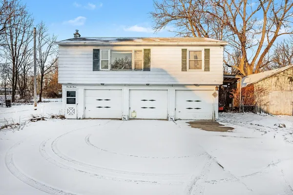 $725,000 | 5940 South 9th Street, Kalamazoo, MI 49009