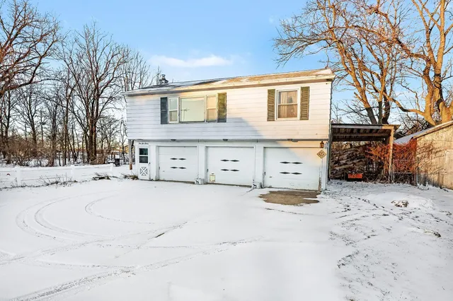 $725,000 | 5940 South 9th Street, Kalamazoo, MI 49009