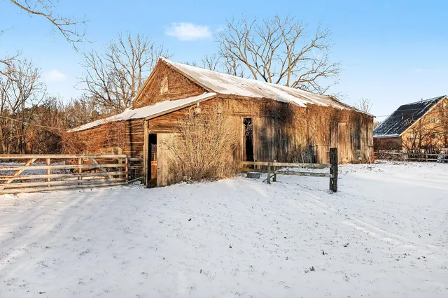 $725,000 | 5940 South 9th Street, Kalamazoo, MI 49009