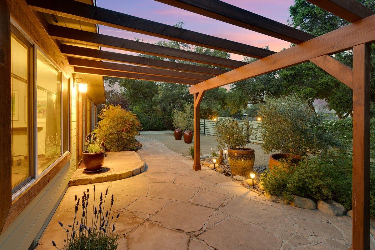 2267 Burnham Road Ojai, CA 93023 - Photo 30 of 47 Gallery Image 30