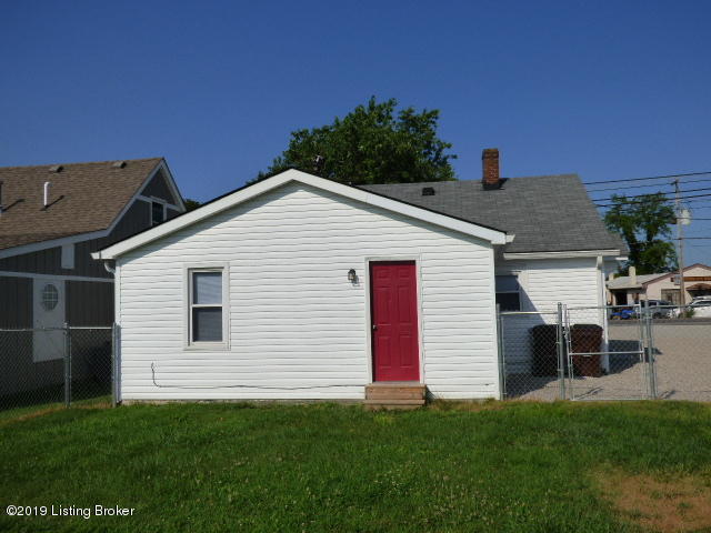 890 North Bardstown Road Mount Washington, KY 40047 - Photo 4 of 18 890 Back