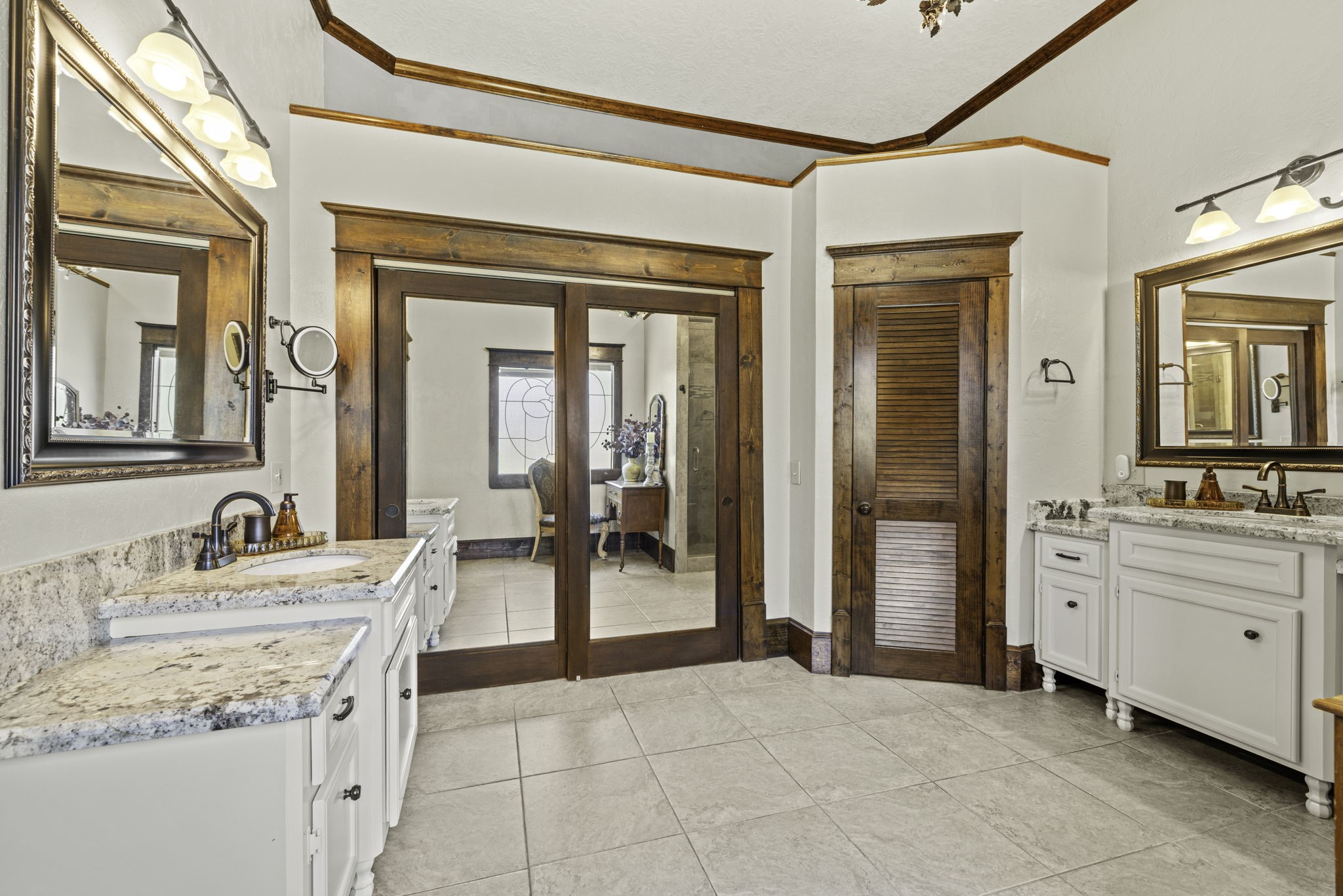 10885 Post Oak Drive Conroe, TX 77385 - Photo 11 of 50