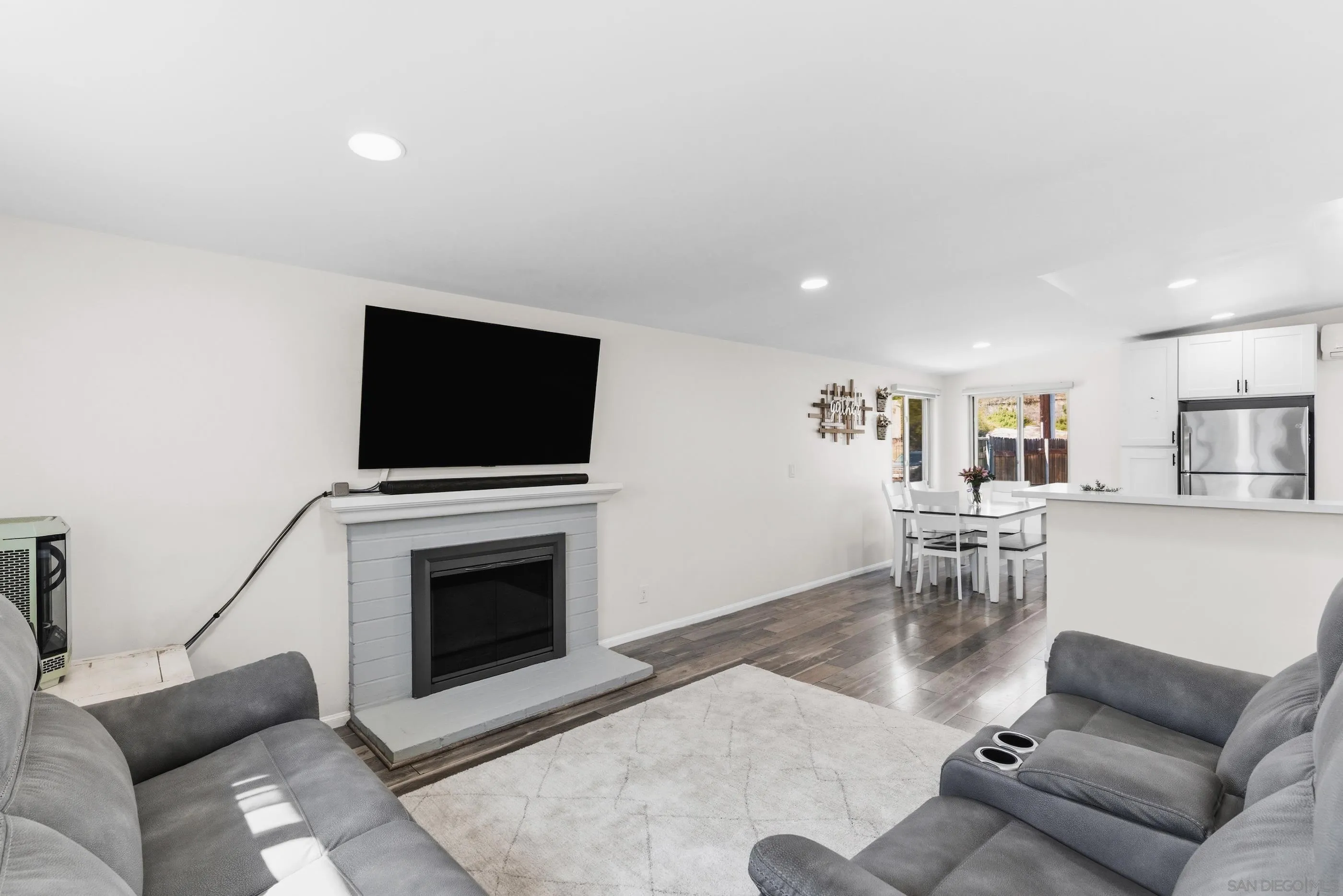 8619 Hacienda Road Santee, CA 92071 - Photo 14 of 39