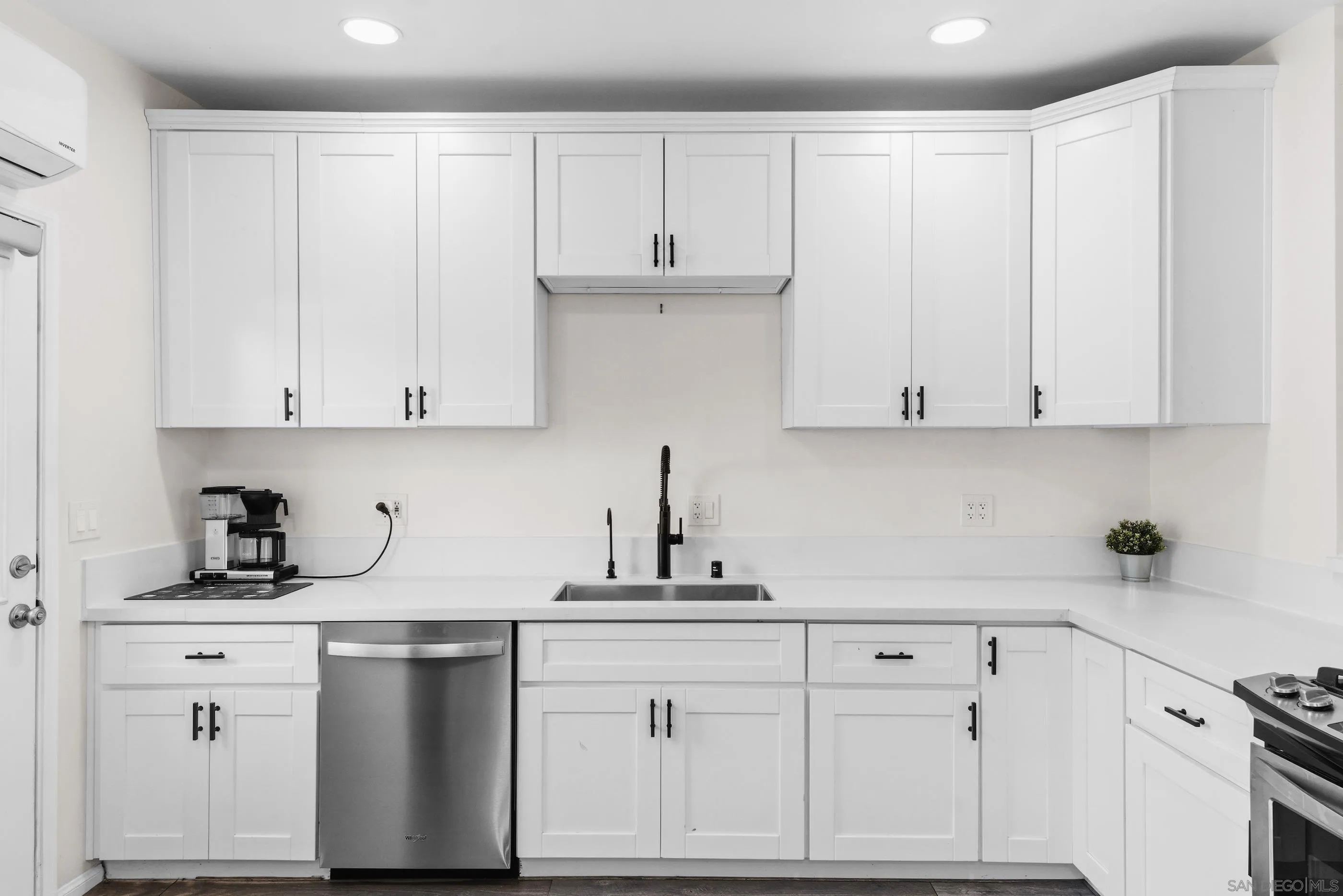 8619 Hacienda Road Santee, CA 92071 - Photo 24 of 39