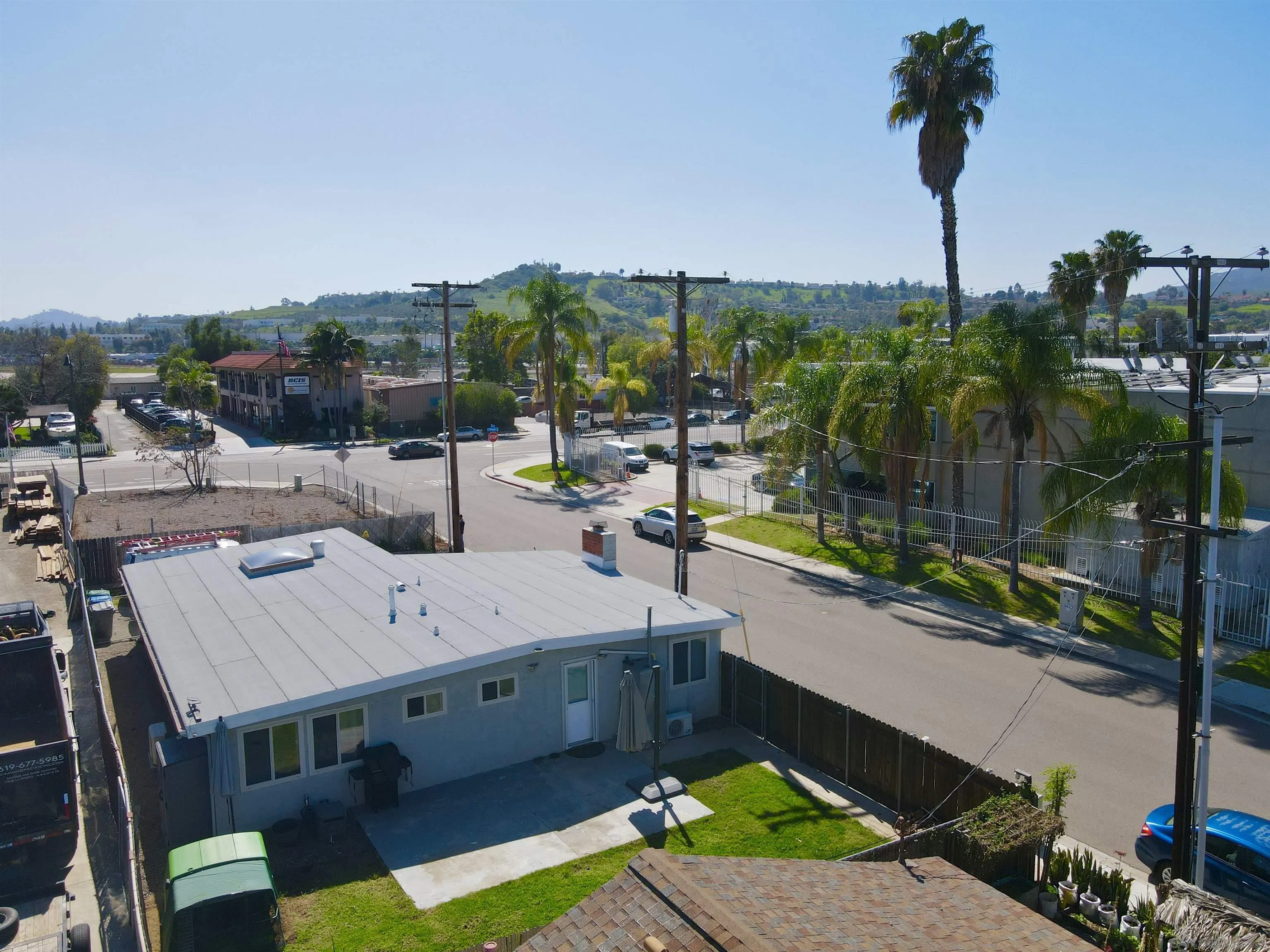 8619 Hacienda Road Santee, CA 92071 - Photo 7 of 39