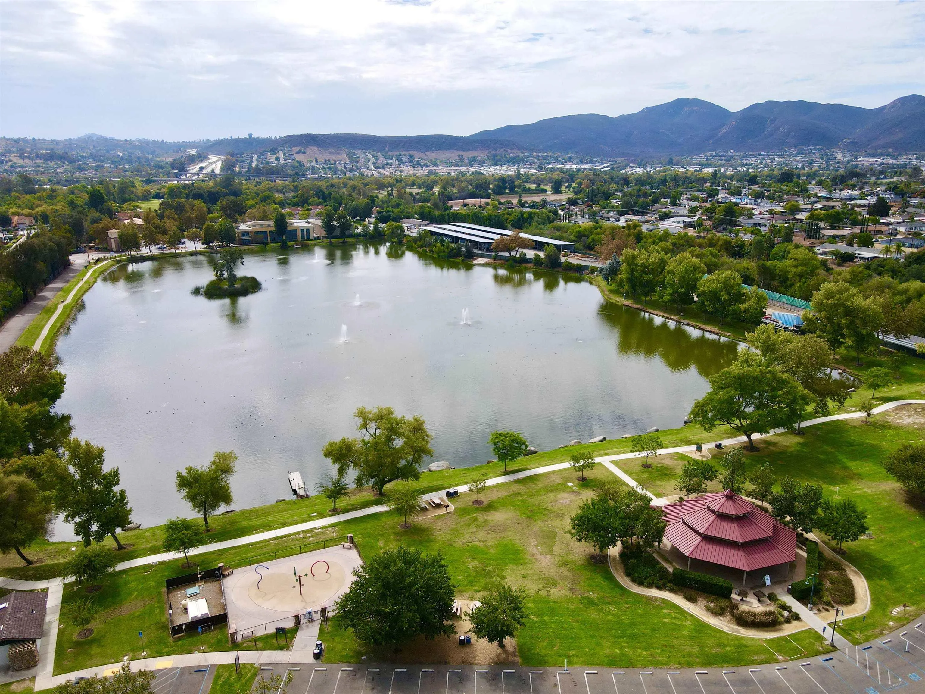 8619 Hacienda Road Santee, CA 92071 - Photo 9 of 39