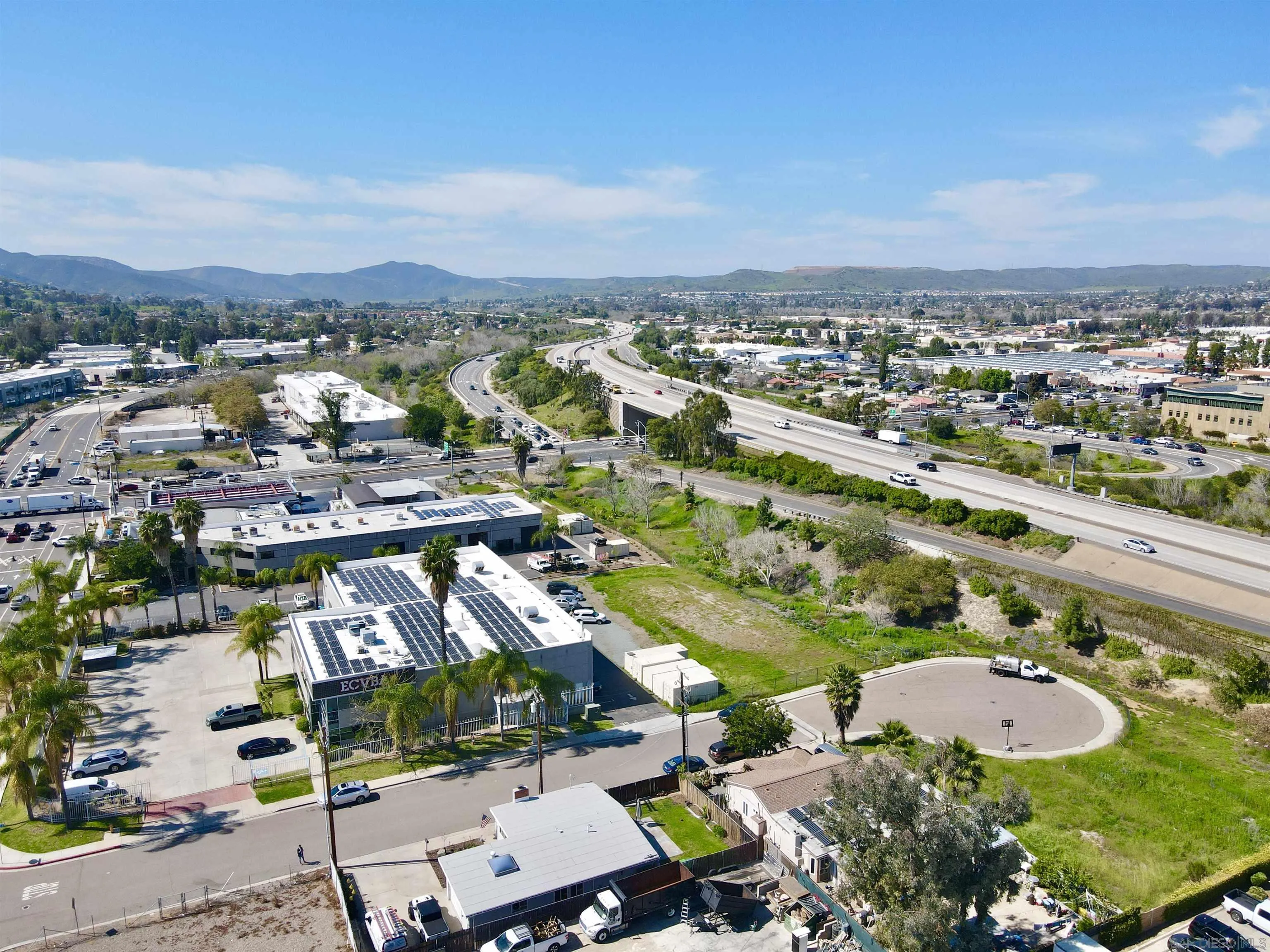 8619 Hacienda Road Santee, CA 92071 - Photo 10 of 39