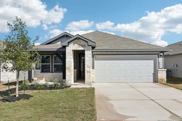 $319,990 | 9627 Grand Via Boulevard, Converse, TX 78109