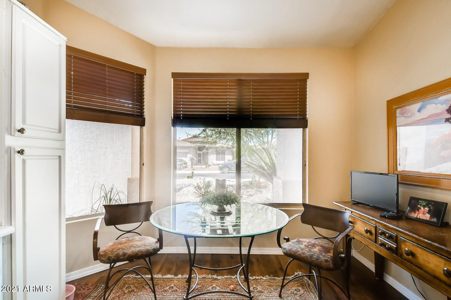 4349 East Walnut Road Gilbert, AZ 85298 - Photo 13 of 28 Quaint eating area by window