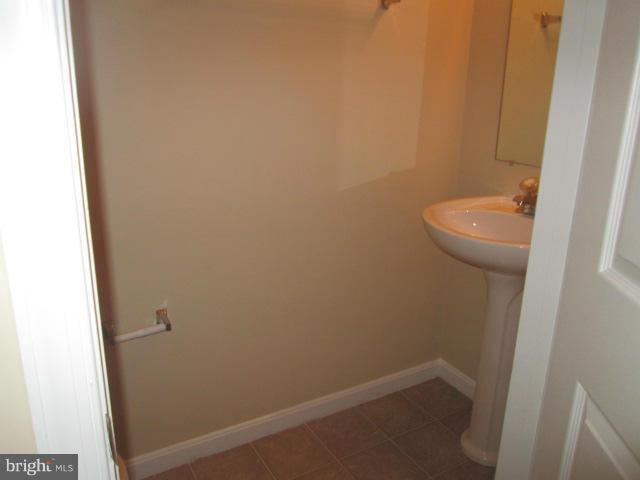 148 Harvard Road Hagerstown, MD 21742 - Photo 11 of 29 Bath