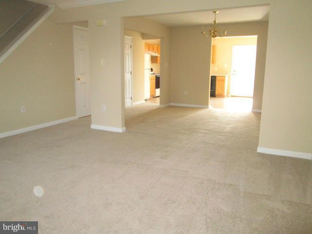 148 Harvard Road Hagerstown, MD 21742 - Photo 4 of 29 Living Room