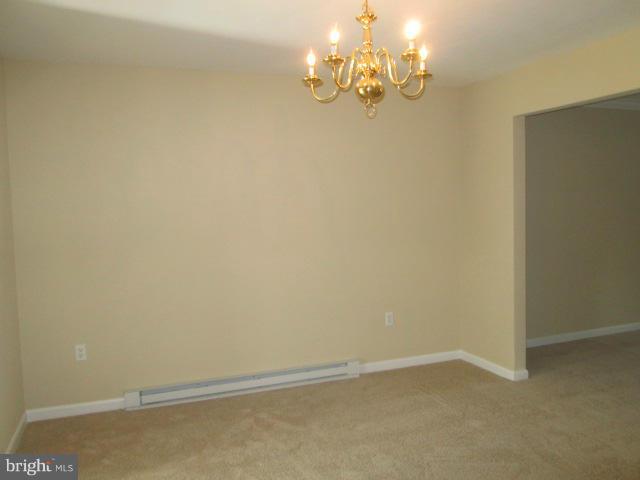 148 Harvard Road Hagerstown, MD 21742 - Photo 5 of 29 Dining Room