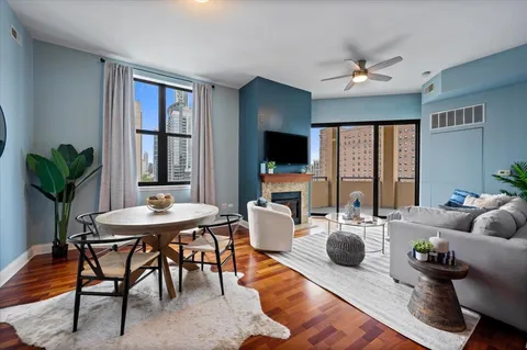 $395,000 | 1464 South Michigan Avenue, Unit 1401, Chicago, IL 60605