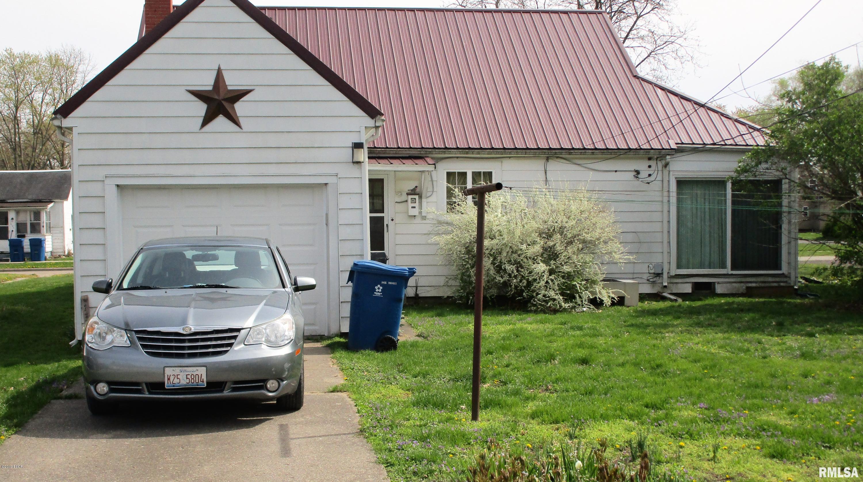 411 East 4th Street Flora, IL 62839 - Photo 11 of 50 Gallery Image 11
