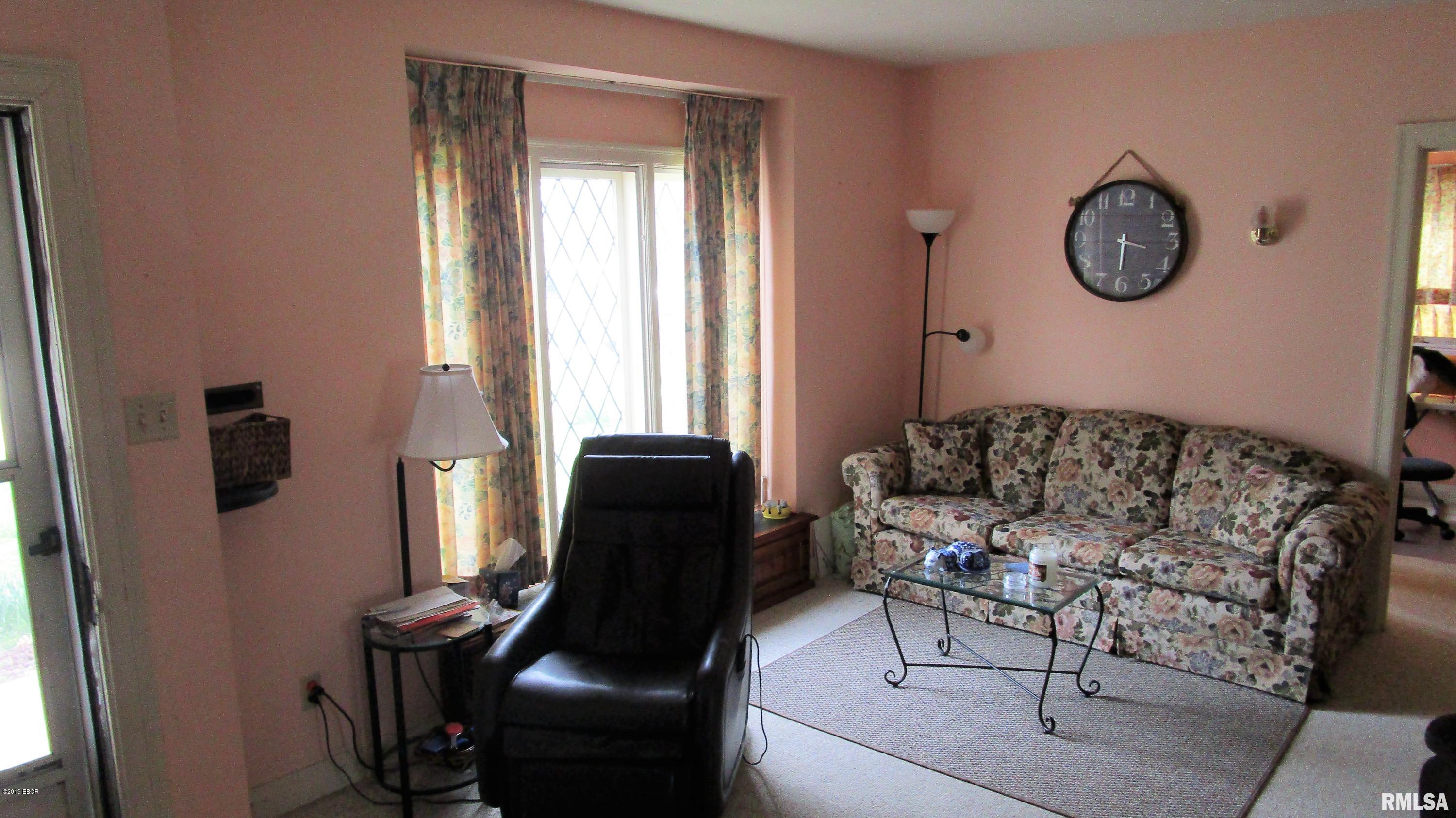 411 East 4th Street Flora, IL 62839 - Photo 17 of 50 Gallery Image 17