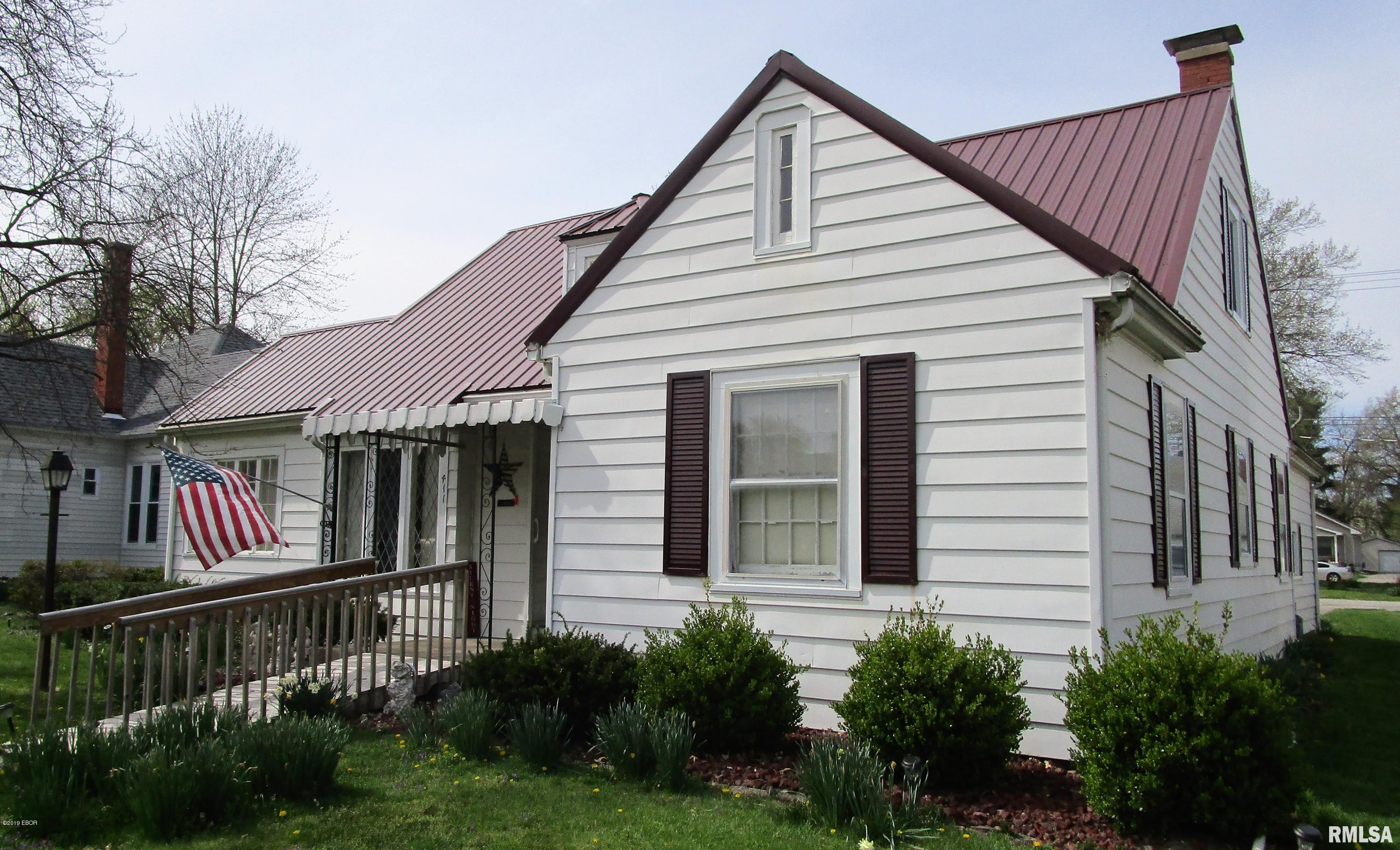 411 East 4th Street Flora, IL 62839 - Photo 8 of 50 Gallery Image 8