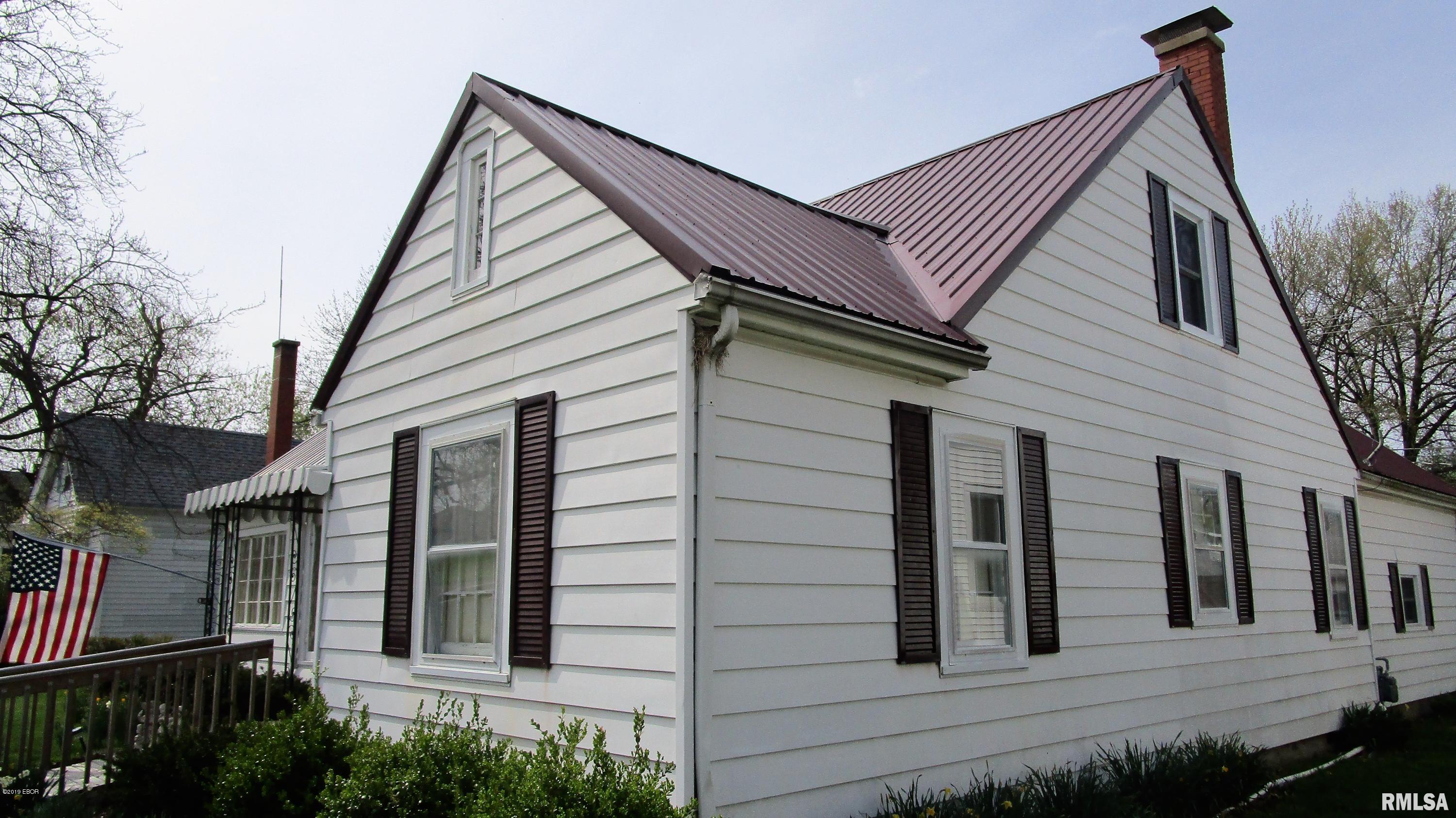 411 East 4th Street Flora, IL 62839 - Photo 9 of 50 Gallery Image 9
