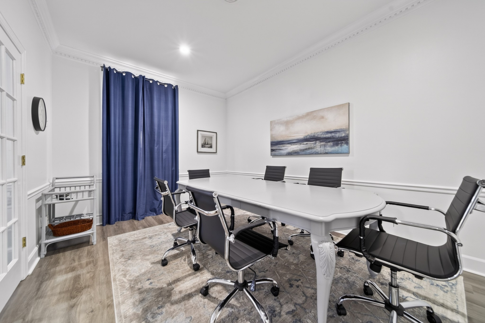 607 Locust Street Springfield, TN 37172 - Photo 13 of 27 a workspace with furniture and window